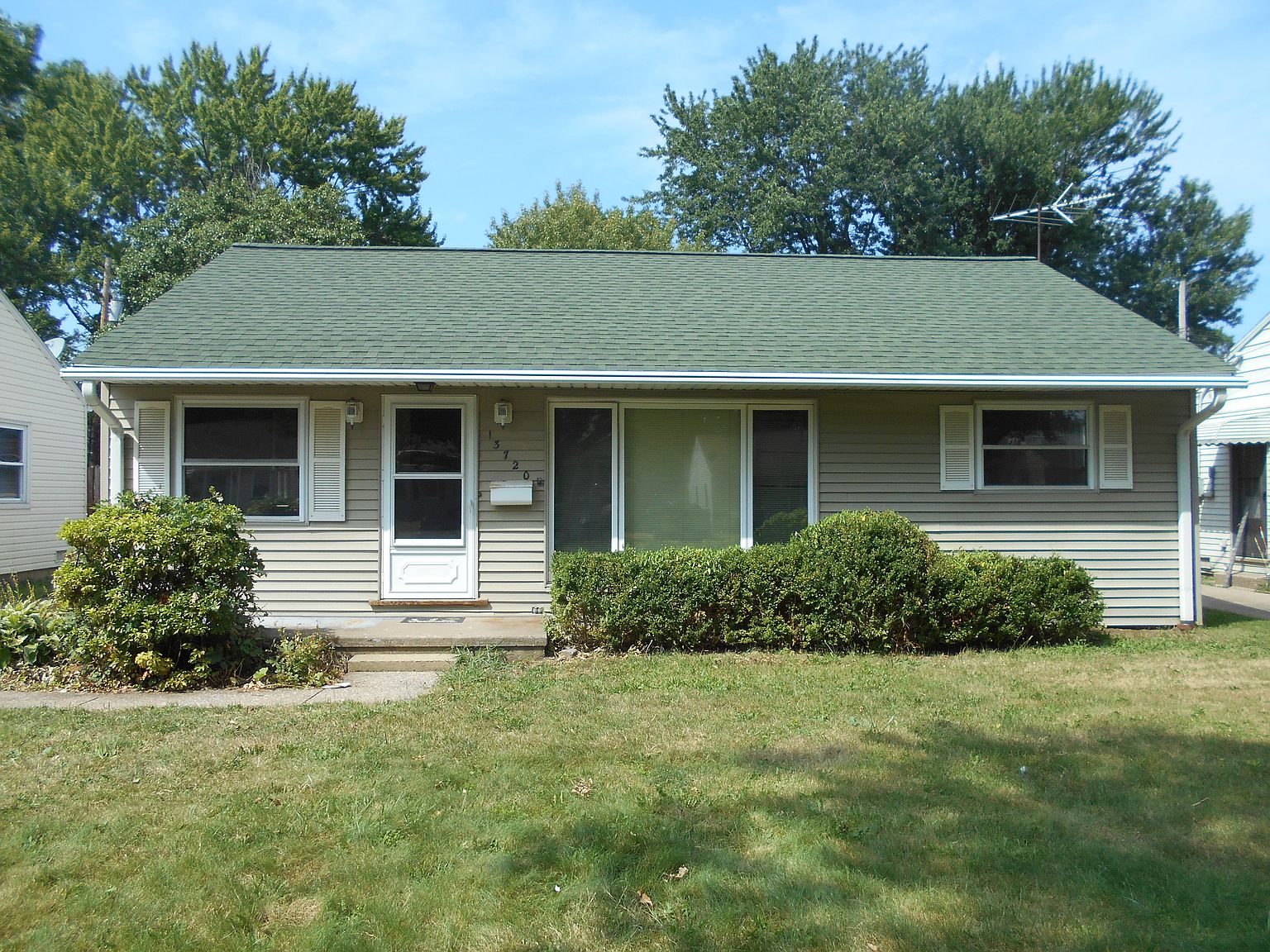 13720 Leroy Ave, Cleveland, OH 44135 Zillow