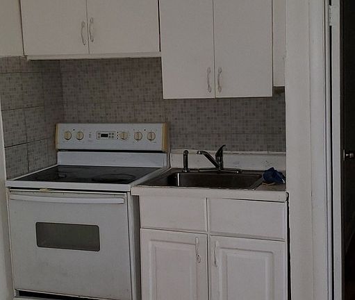 5th image of 6215 S Claremont Ave APT 3C