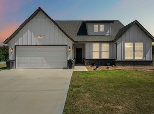 325 County Road 4764, Boyd, TX 76023