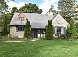 S90W22950 Rose Ave, Big Bend, WI 53103