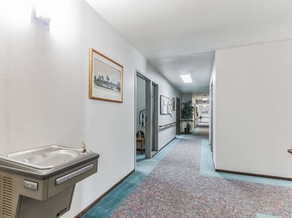 1425 N Water St #19850680