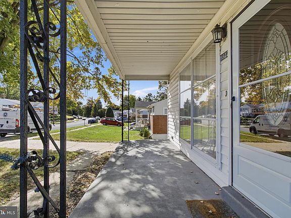 4th image of 8822 Spring Rd