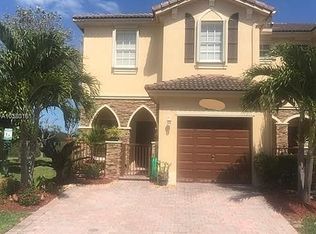 22001 SW 92nd Pl, Cutler Bay, FL 33190