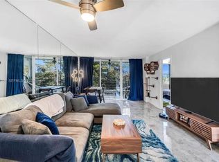120 Royal Park Dr APT 4F, Oakland Park, FL 33309