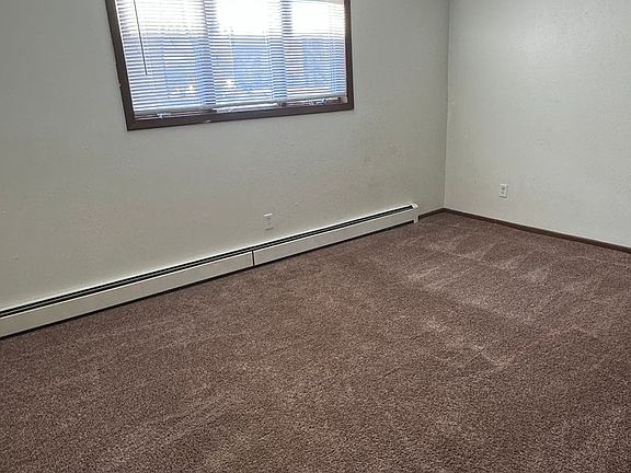 5th image of 305 E East Ave #6