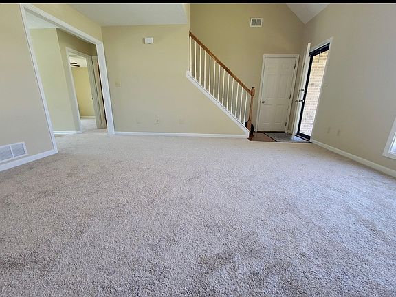 4th image of 132 Ridge View Dr