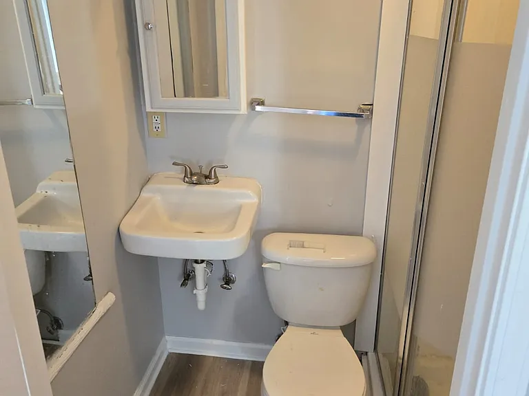 925 Meridian St #3 — Photo 6