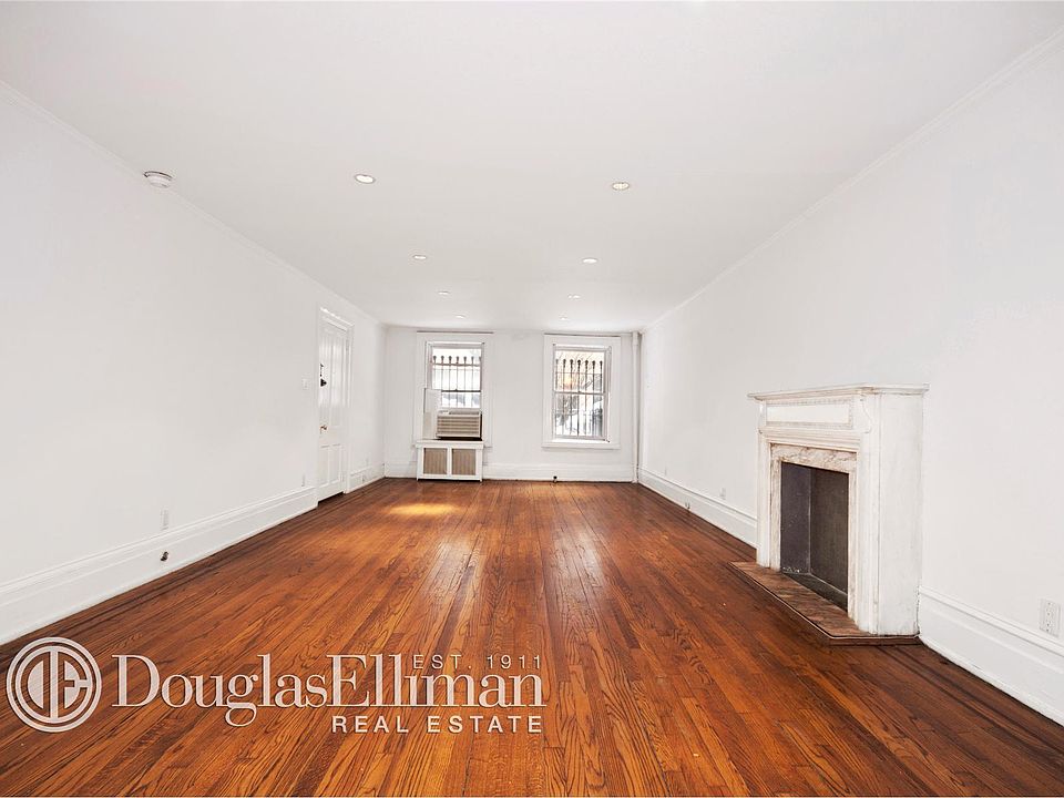 2nd image of 122 W 13th St