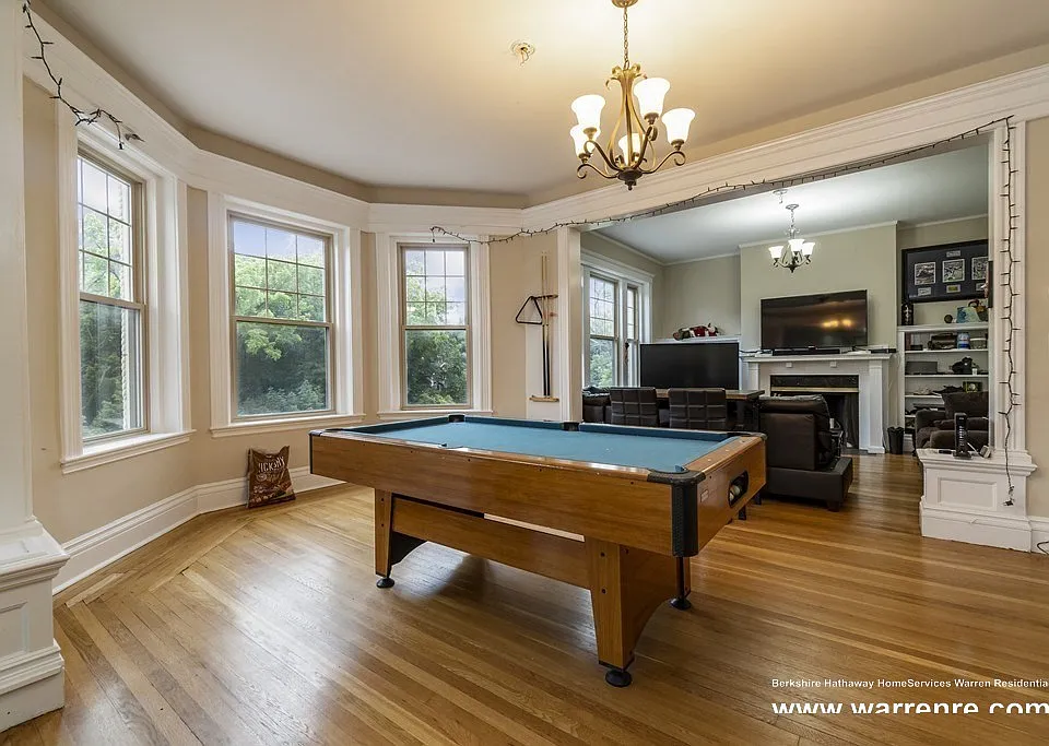 481 Boylston St #3
