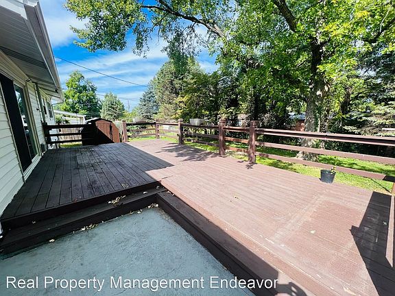 4th image of 11943 Midvale Dr