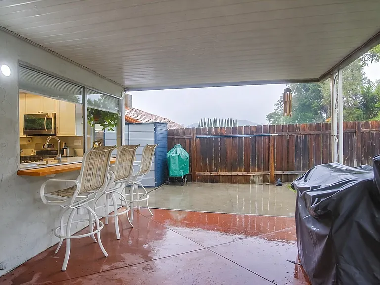 1140 Harding St — Photo 23