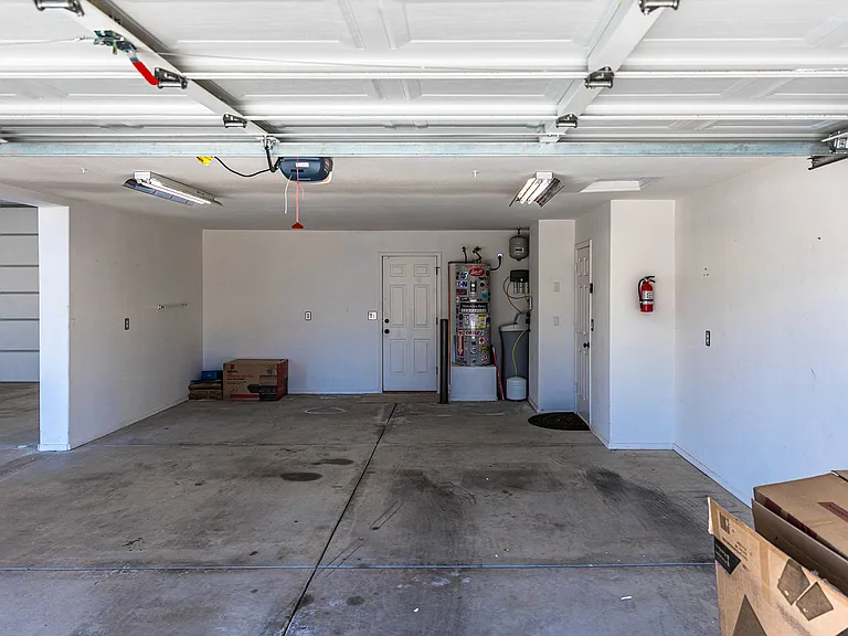 3361 Date Row Dr — Photo 2