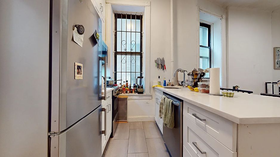 1st image of 158 W 84th St APT 1C