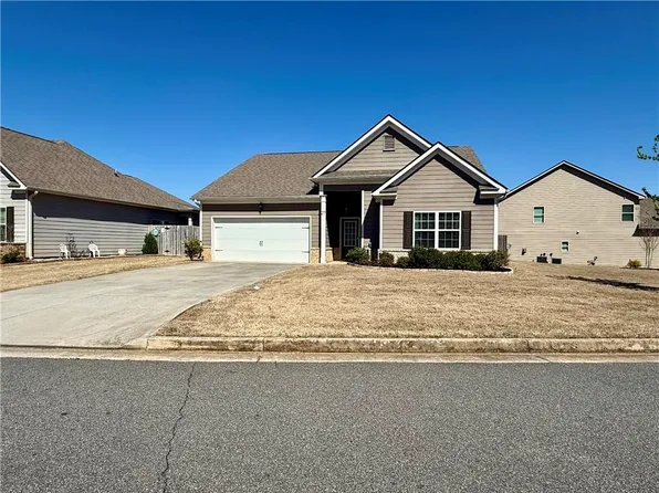 27 Shamrock Chase, Adairsville, GA 30103