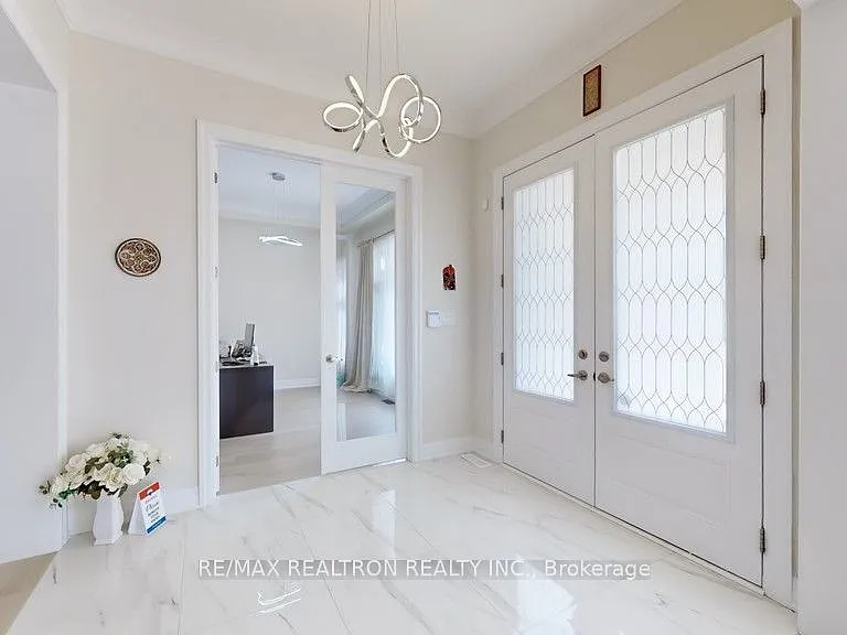 41 John Dallimore Dr — Photo 4