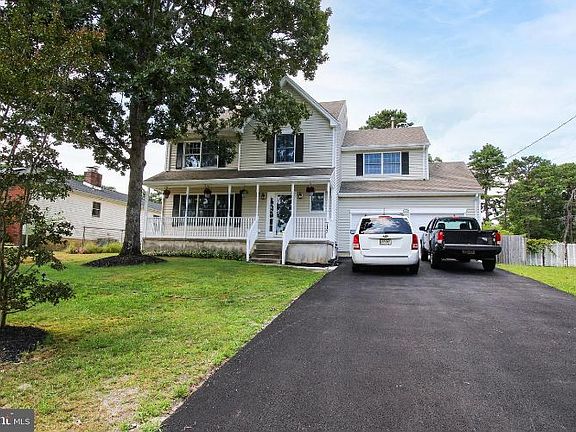 5th image of 717 Buccaneer Ln