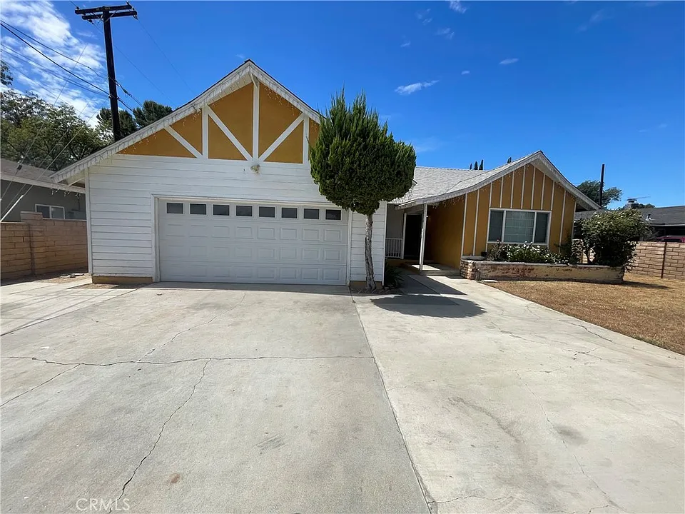 6175 Streeter Ave