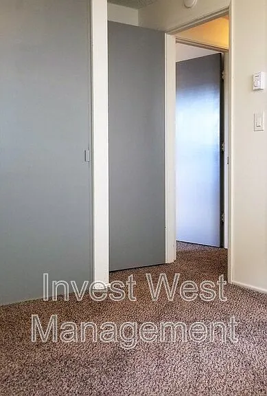305 NE 104th Ave — Photo 20