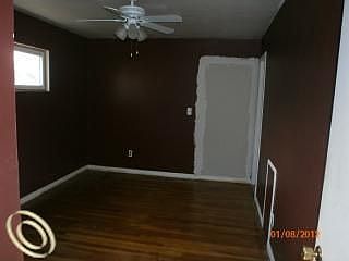 5th image of 17111 Dolores St