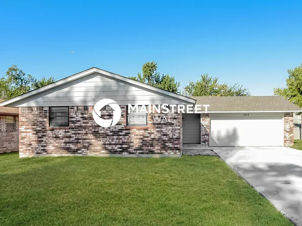1225 Cathy Ln, Midwest City, OK 73110