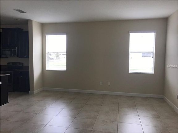 5th image of 15043 Evergreen Oak Loop
