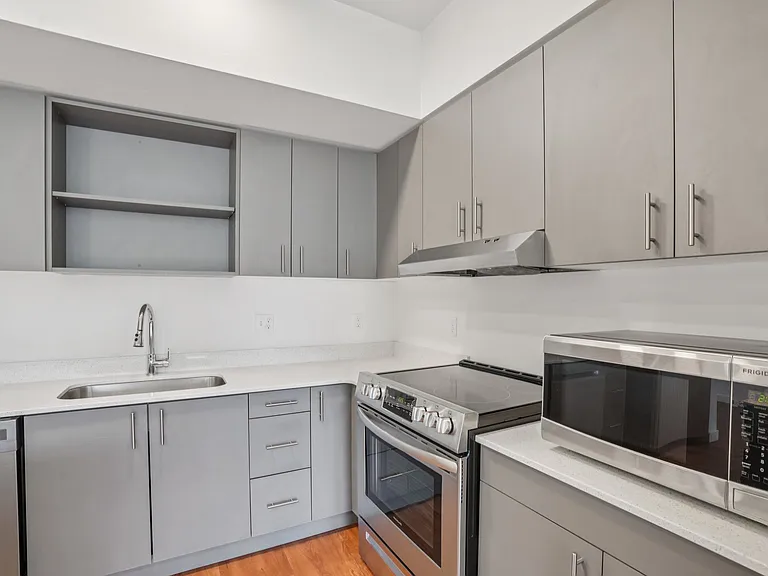 Hana Apartments — Photo 23