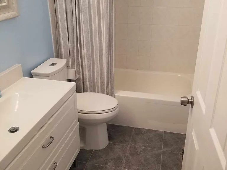 350 79th Ave N #124 — Photo 3