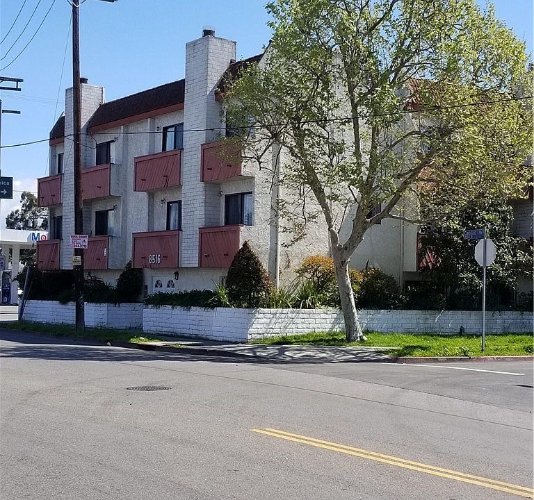 1st image of 8516 Cadillac Ave #5