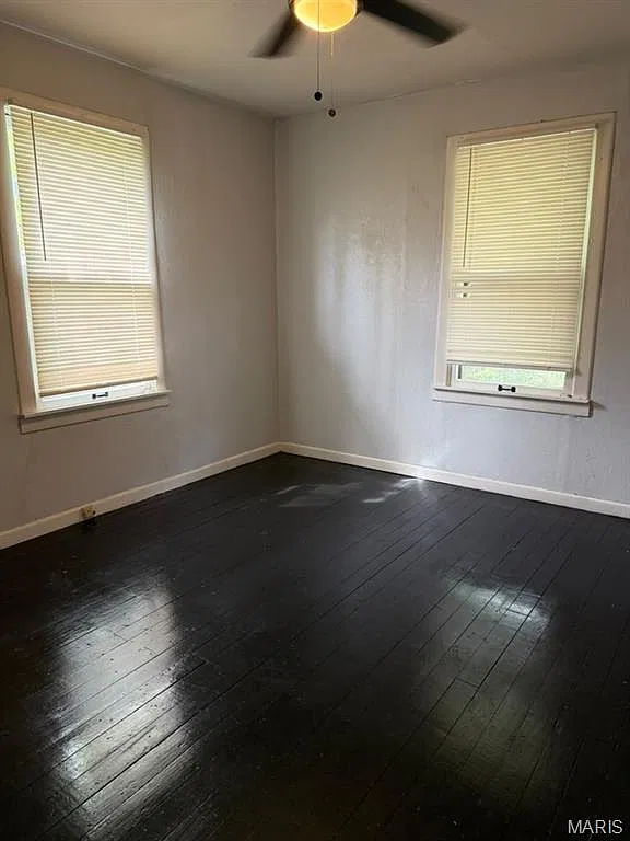 3 bed, 1.0 bath, 966 sqft, $1,400 — Photo 4