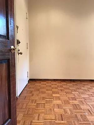 Rented by Urban Real Estate Inc | media 28