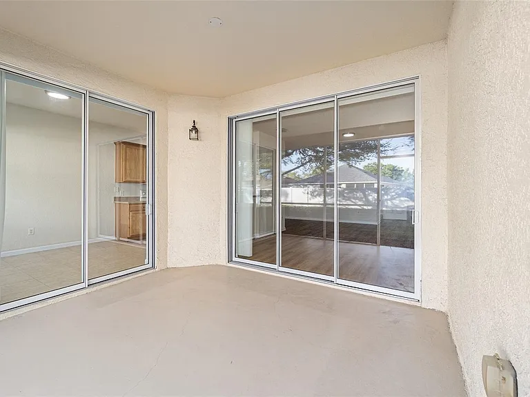 4570 SW 52nd Cir #107 — Photo 35