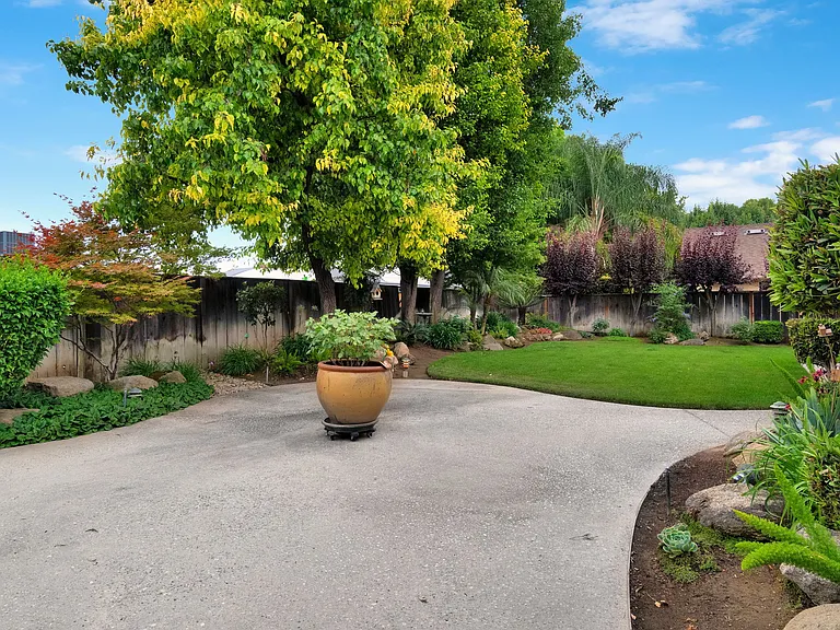1607 S Timmy Ave — Photo 49