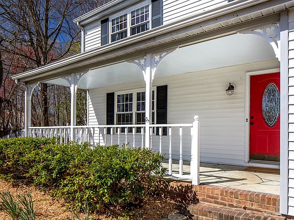 Coming up to that rocking chair front porch!