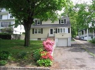 19 Westview Rd, Verona, NJ 07044