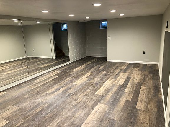 2nd image of 341 E Day Ave