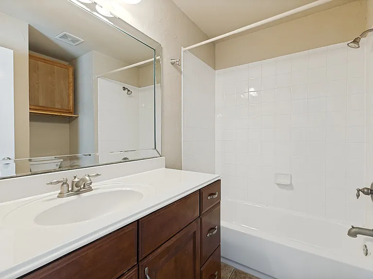 4002 Brownstone Ct — Photo 2
