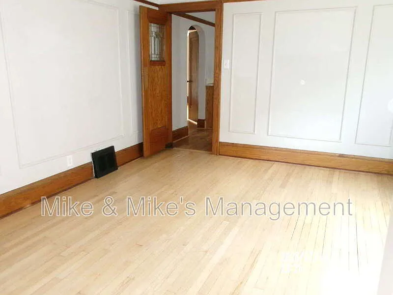 2 bed, 1.0 bath, 1000 sqft, $1,550 — Photo 3
