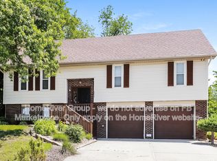8009 N Congress Ave, Kansas City, MO 64152