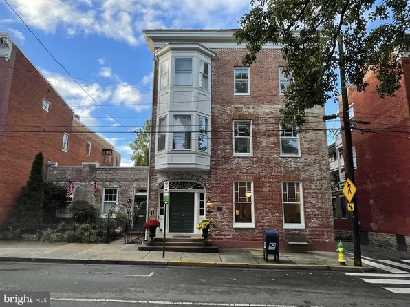 100 E 2nd St APT 1, Frederick, MD 21701