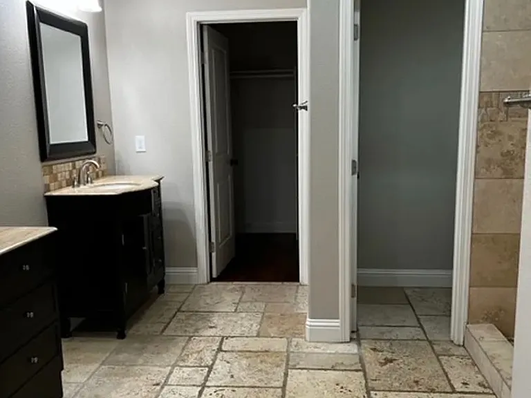 253 Sutter Crst W — Photo 18