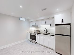 21 Dinsdale Dr, Vaughan, ON L4H 2M5