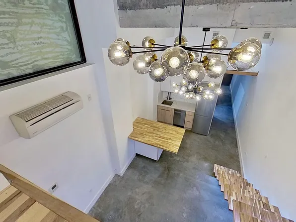 27 Montrose Avenue image 29 of 30