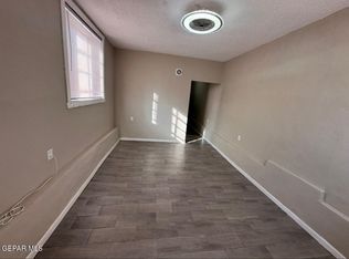 601 E Father Rahm Ave #A & B, El Paso, TX 79901