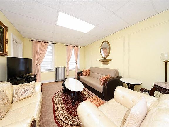 3rd image of 4710 Avenue N