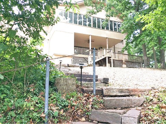 4th image of 1 Harrison Ln