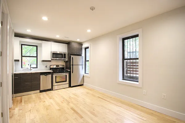 Rented by GTM Property Group  | media 15