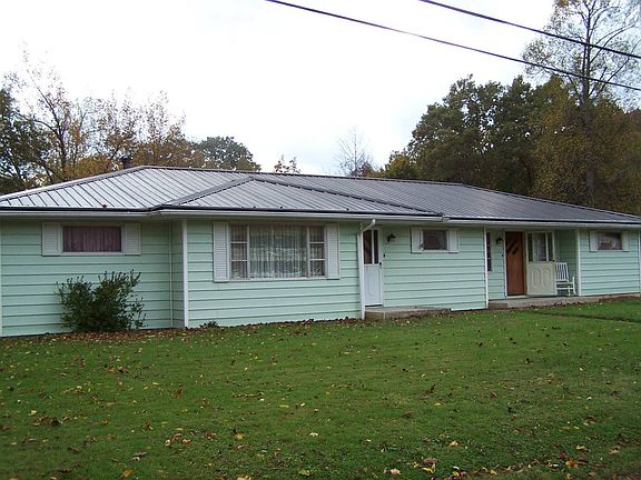 2nd image of 118 Johnson St