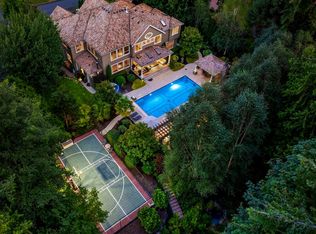 23922 W Woodway Ln, Woodway, WA 98020