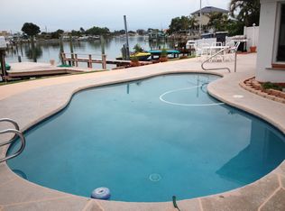 8064 Causeway Blvd S, Saint Petersburg, FL 33707