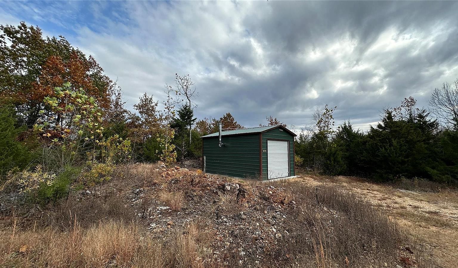 19 Lake Forest Farm, Richwoods, MO 63071 Zillow